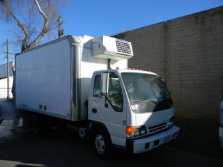 2001 Isuzu Npr Reefer 14 ' Box Truck Diesel California photo