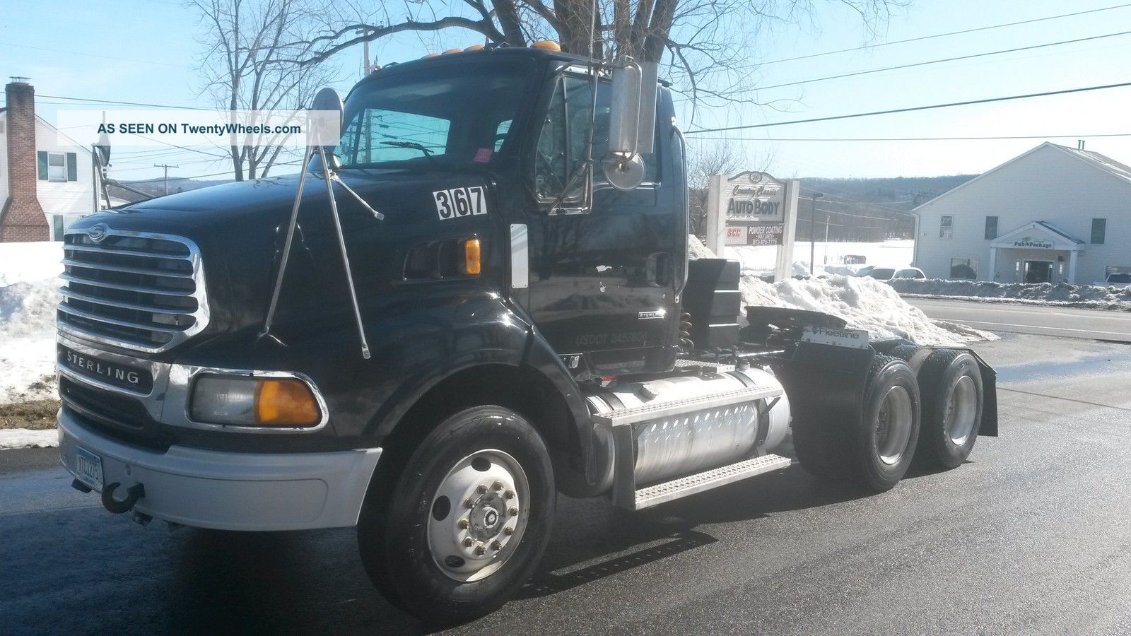 2005 Sterling Lt9500 Daycab Semi Trucks photo