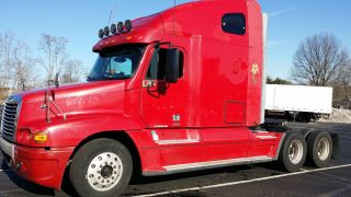 2005 Freightliner Century photo