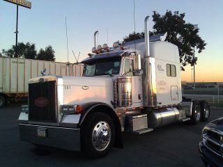 2007 Peterbilt 379 photo