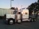 2007 Peterbilt 379 Sleeper Semi Trucks photo 1