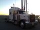 2007 Peterbilt 379 Sleeper Semi Trucks photo 4