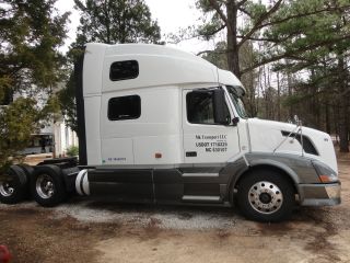 2007 Volvo Vnl Ds 780 photo