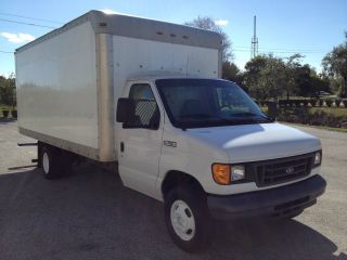 2006 Ford E - 350 High Cube 15 ' High Cube Roll Up Door Ramp Florida photo