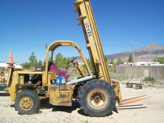 Champ Rough Terrain Forklift 6 K Cap.  13 Foot 7 In Boom Two Stage photo