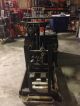 Baker 5000 Lb Capacity Jack With Hydraulic Battery Puller Attachment,  Hd Unit Forklifts photo 2