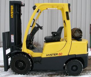 Hyster Model H60ft (2006) 6000lbs Capacity Lpg Pneumatic Tire Forklift photo