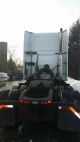 2007 Volvo Vnl 670 Sleeper Semi Trucks photo 3