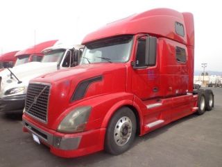 2008 Volvo 780 photo