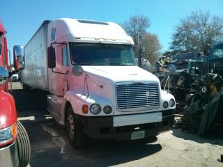 2000 Freightliner Century photo