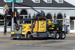 1984 Kenworth W - 9 Short Nose photo