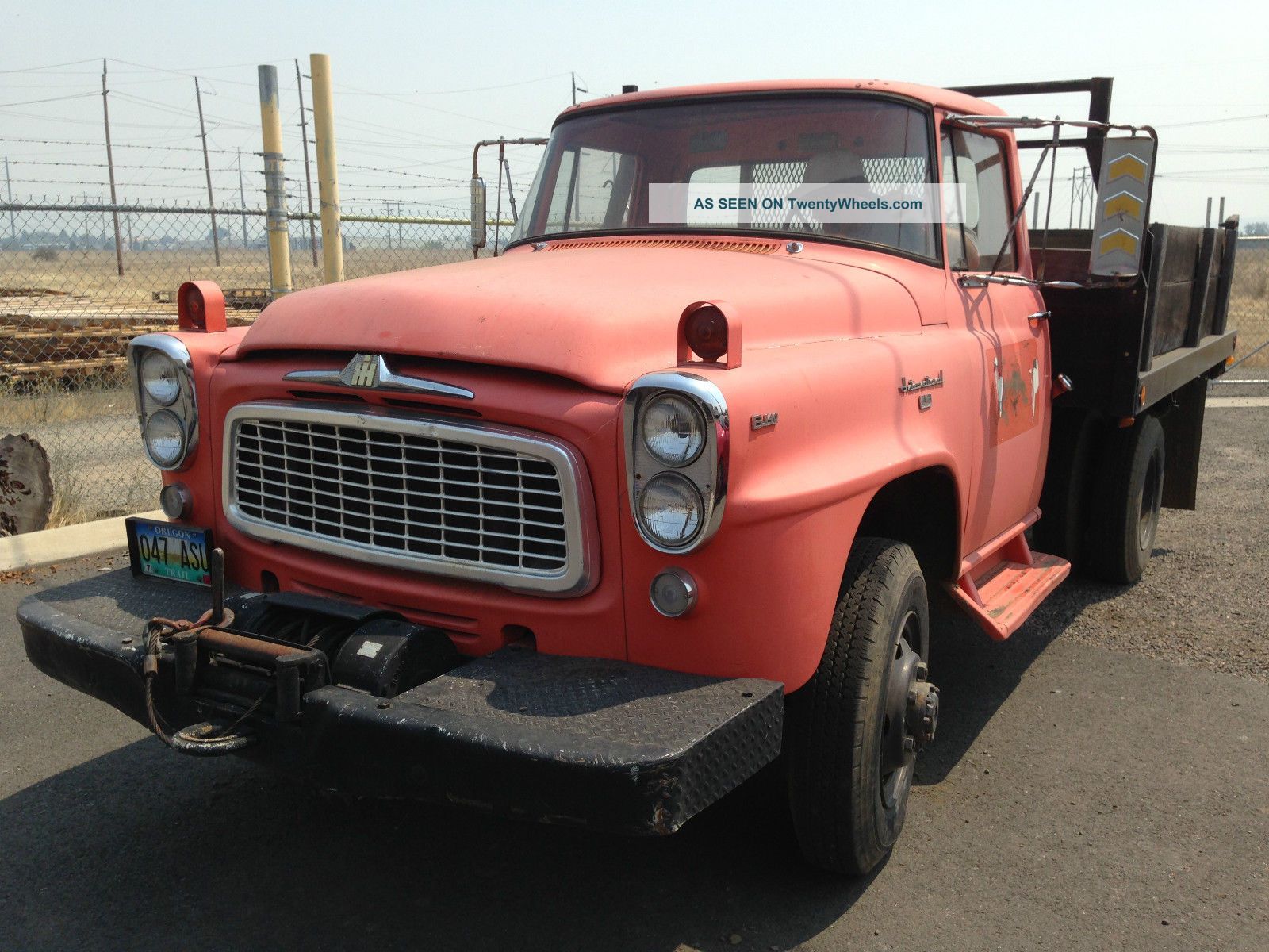 1960 International B140 Dump Trucks photo