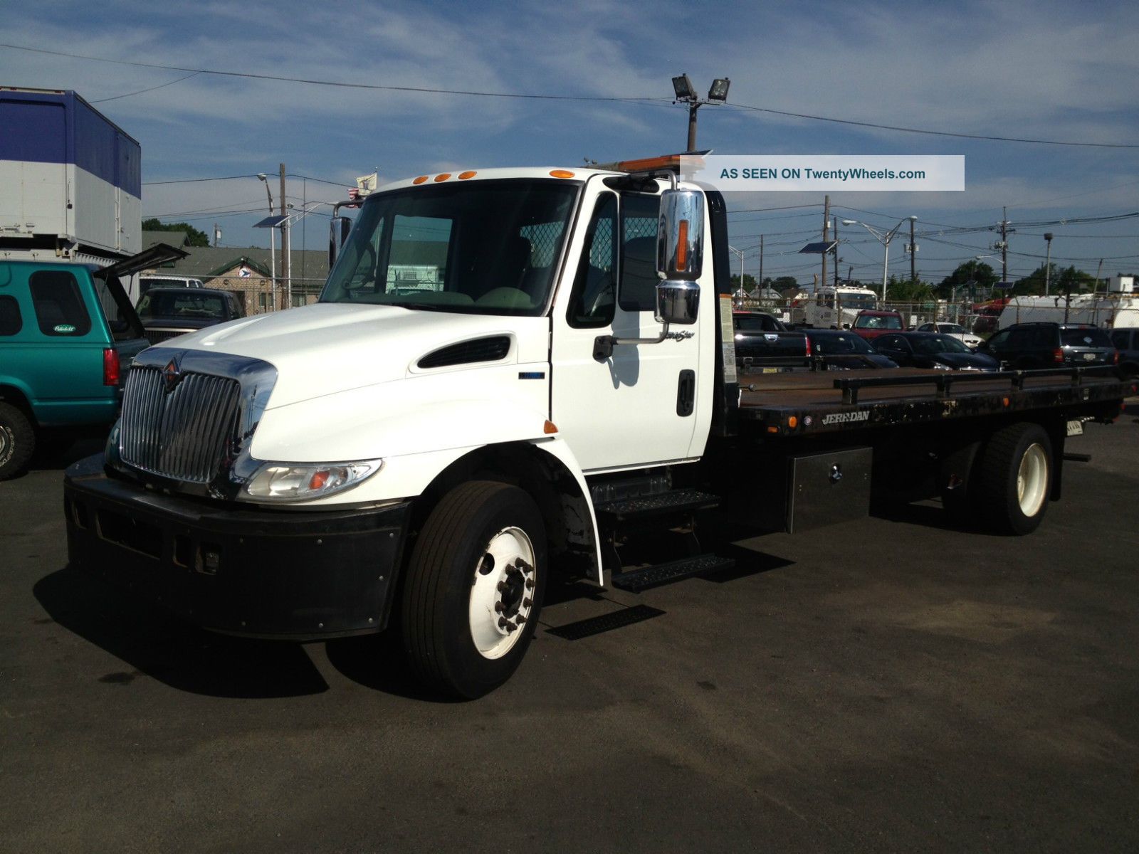 2010 International 4300 Flatbeds & Rollbacks photo