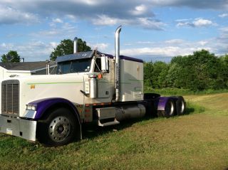 1994 Freightliner Classic photo