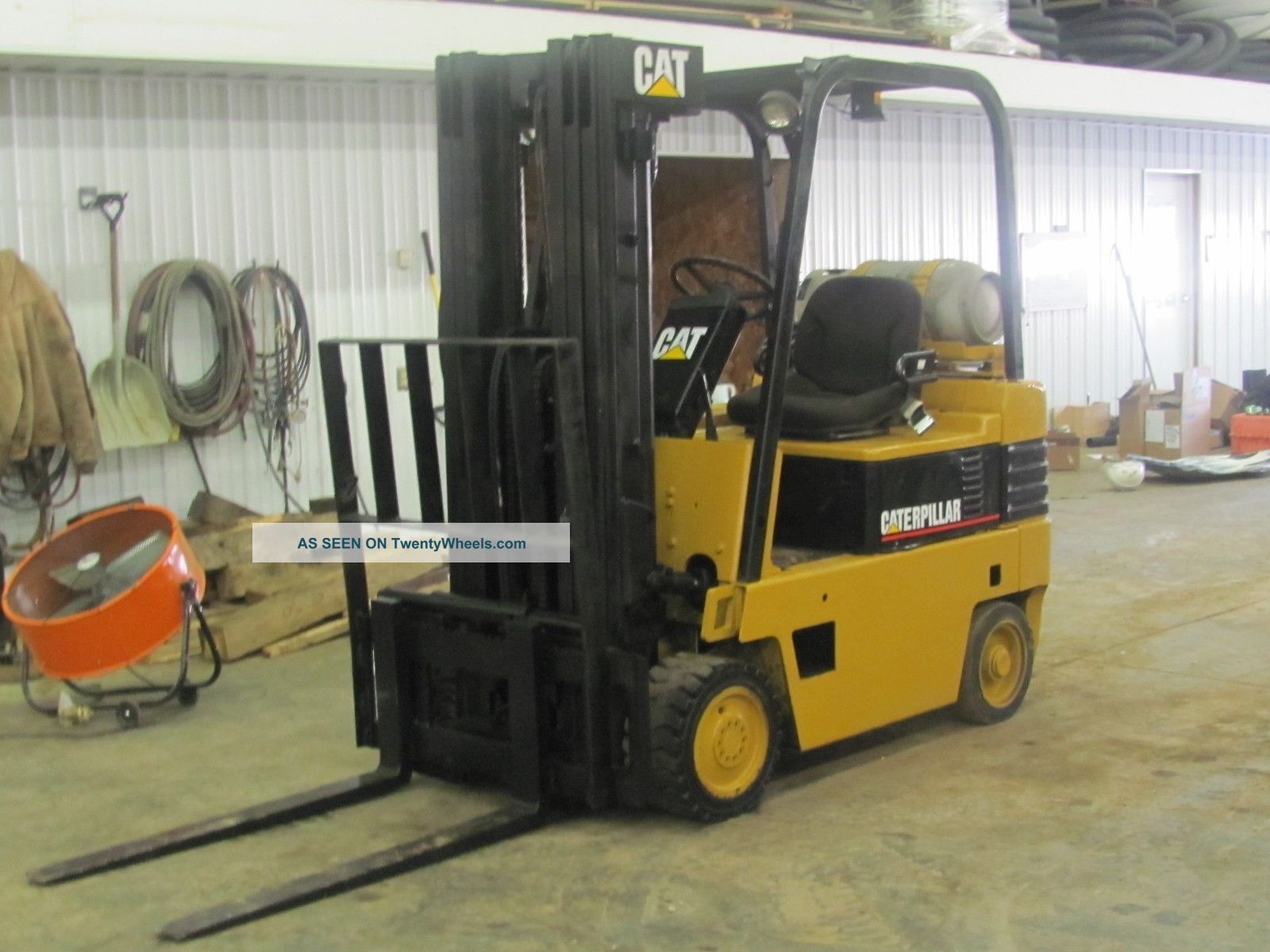 Caterpillar T50e Forklift 5000 Lb Forklifts photo