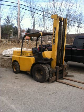 Hyster Forklift H80 photo