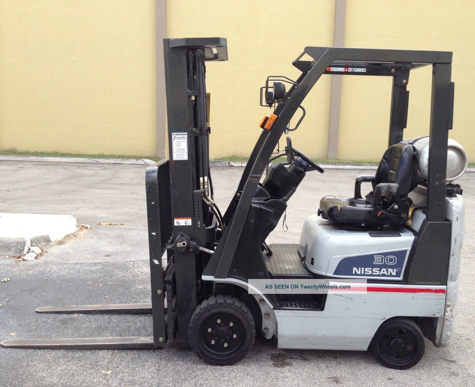 Nissan battery operated forklift #2
