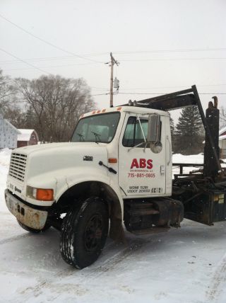 1995 International 4900 photo