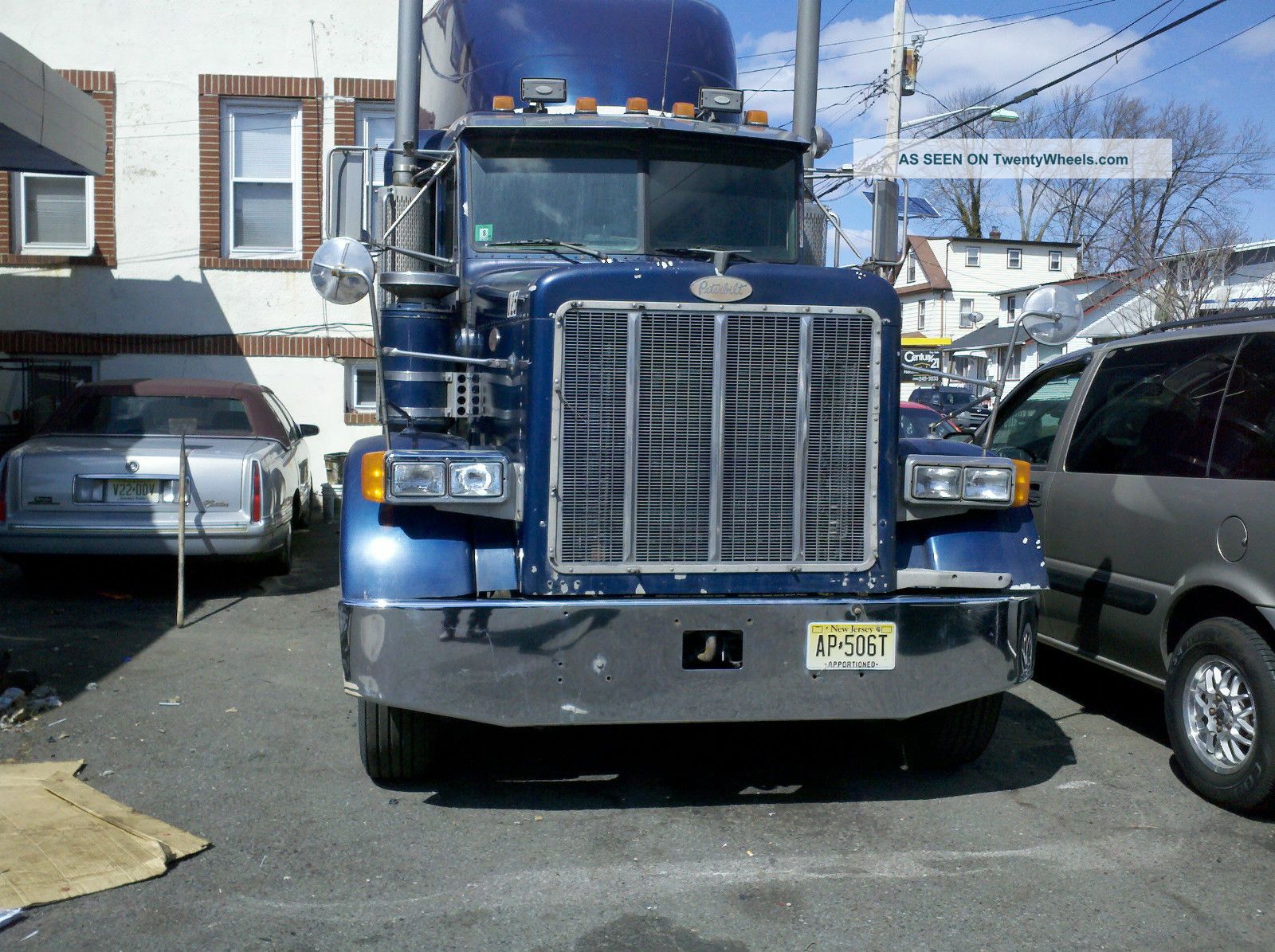 1996 Peterbilt 379 Sleeper Semi Trucks photo