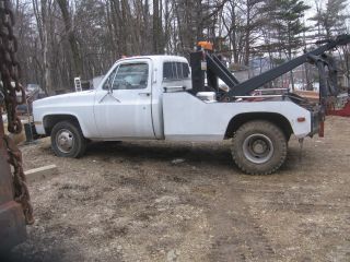 1985 Chevrolet C - 30 photo