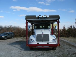 2012 Kenworth 4 Car photo