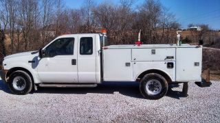 2002 Ford F - 350 photo