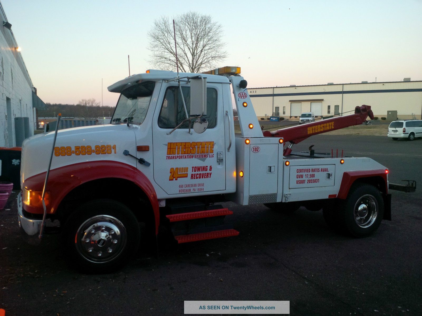 1997 International 4700 Flatbeds & Rollbacks photo