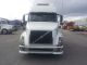 2004 Volvo Vnl Sleeper Semi Trucks photo 1