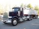 2014 Peterbilt 388 Heavy Haul Daycab Semi Trucks photo 1