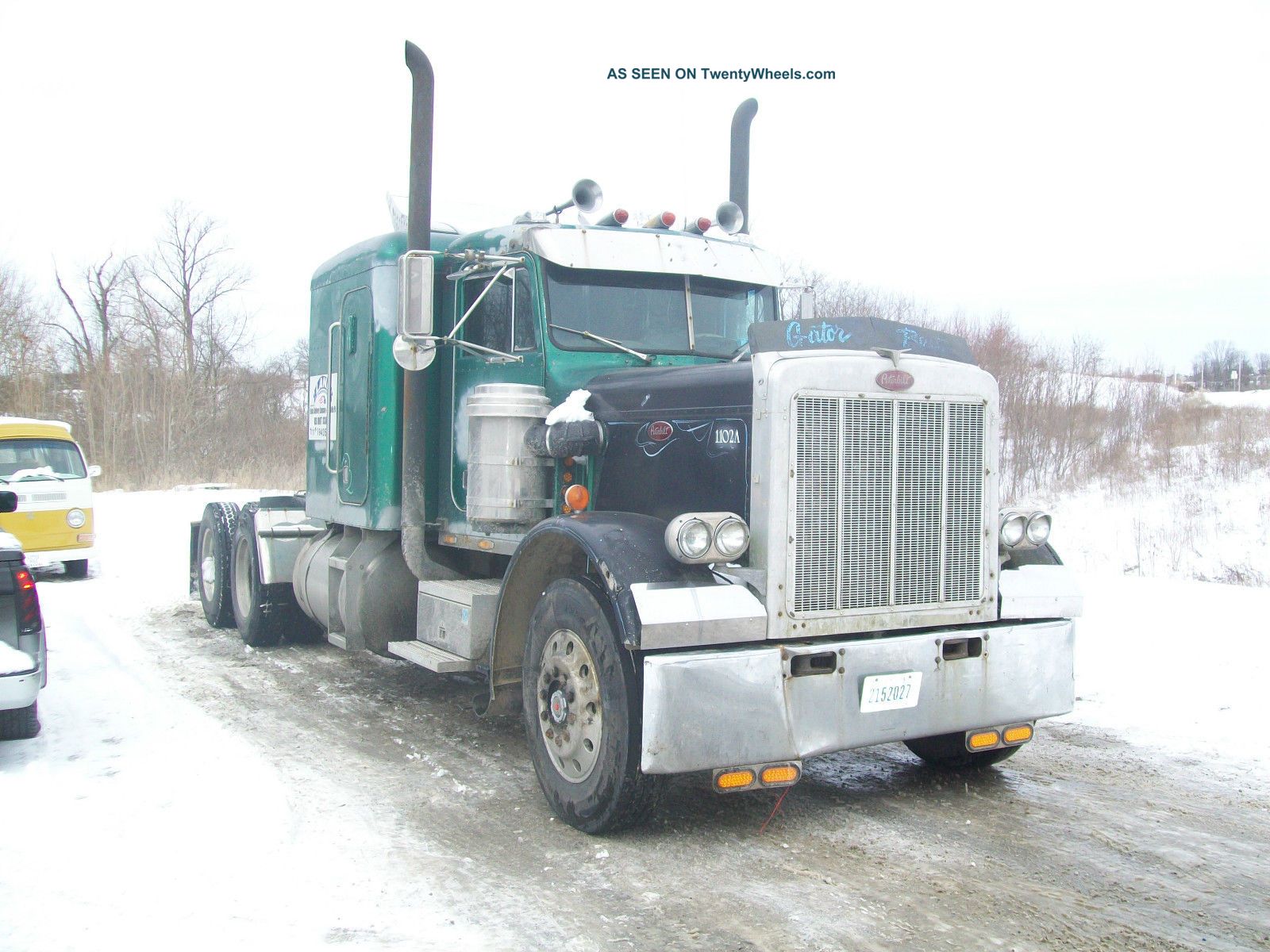 1985 Peterbilt 359 Sleeper Semi Trucks photo