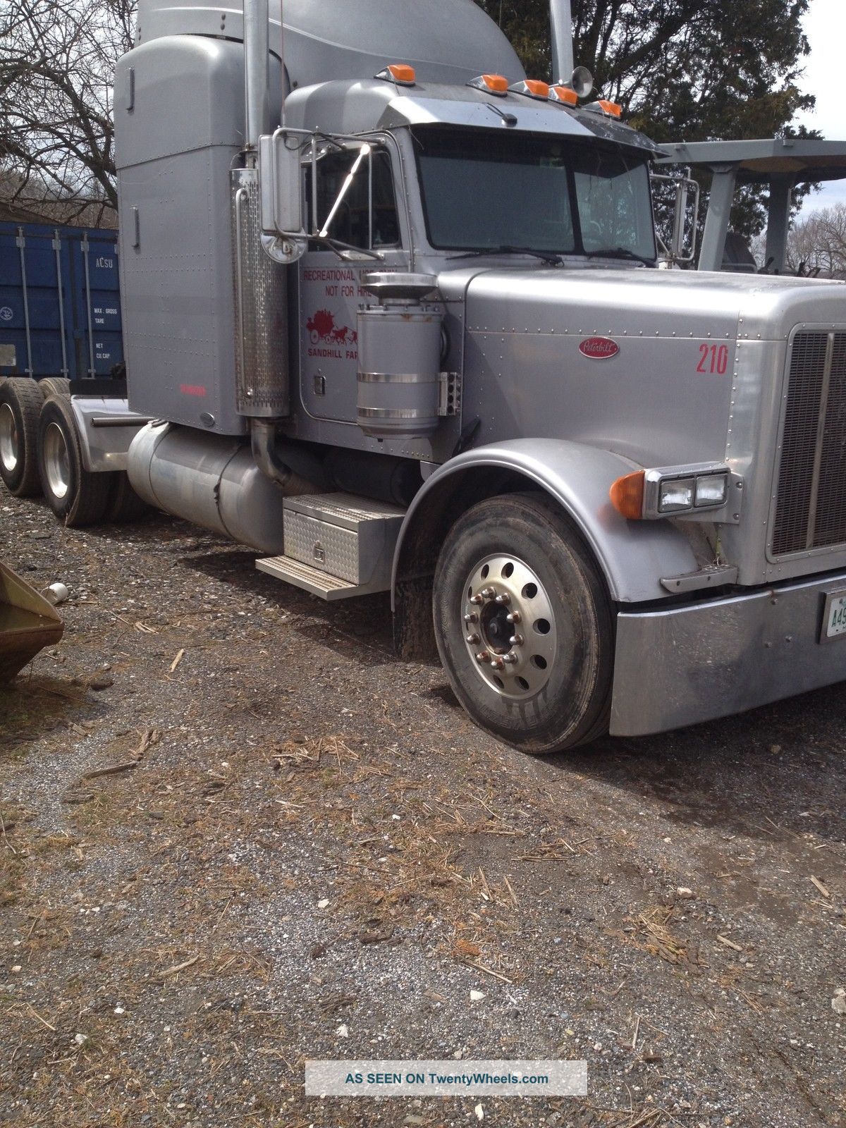 1998 Peterbilt 379 Sleeper Daycab Semi Trucks photo