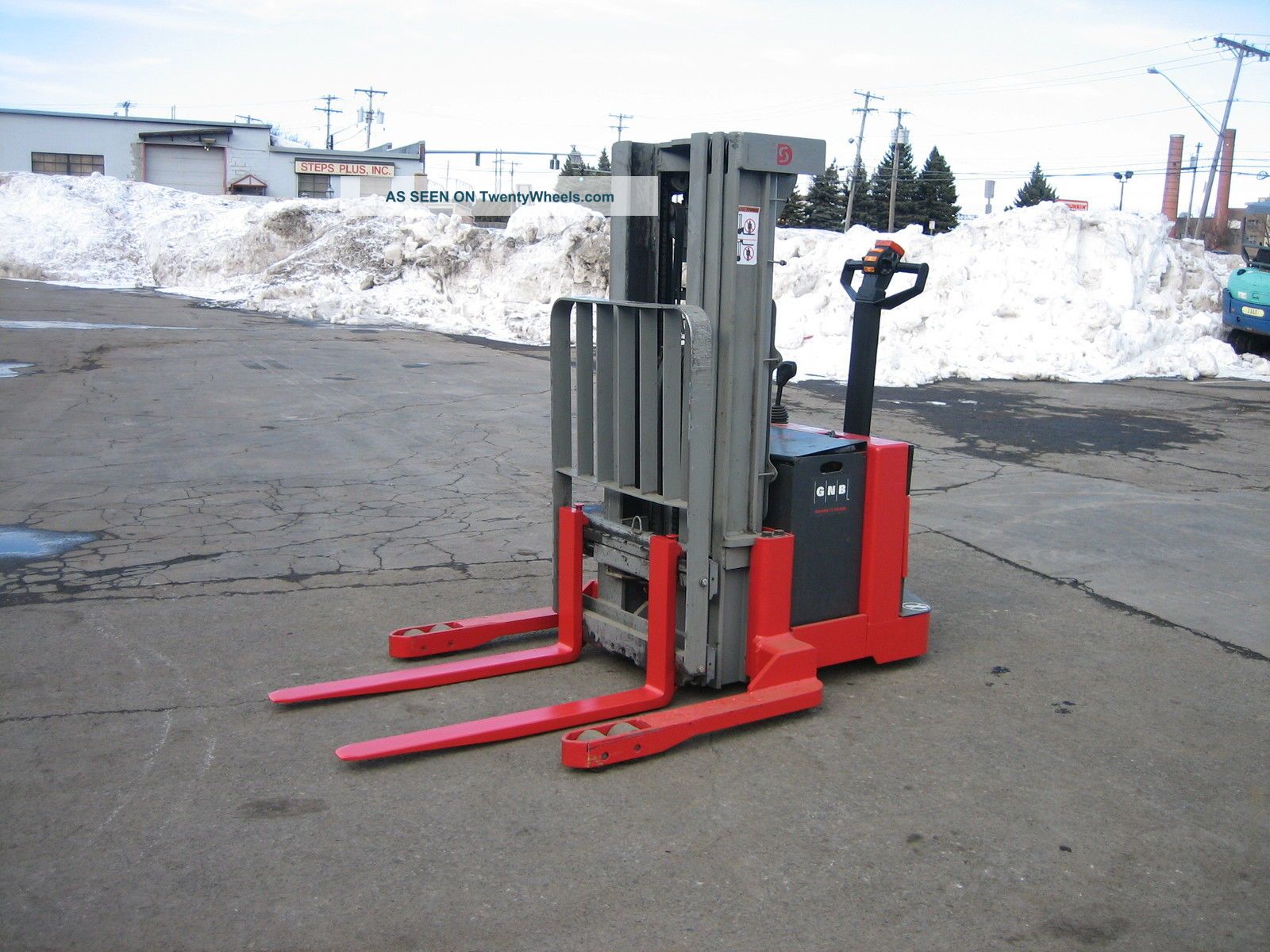 2003 Raymond 4000lb Walk Behind Electric Forklift 150 