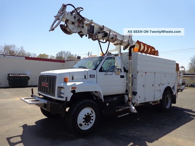 1999 Gmc 8500 Digger Derrick Boom Crane Bucket / Boom Trucks photo