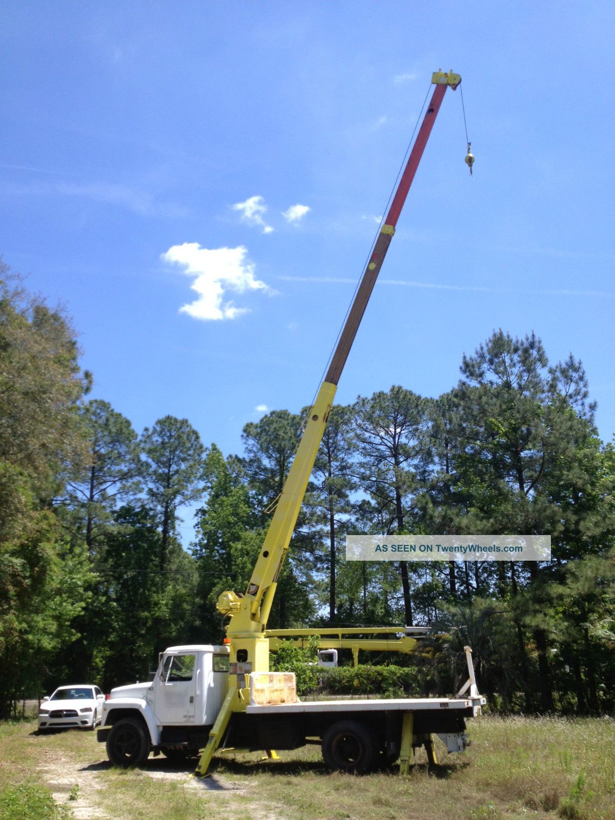 1985 International S1654 Financing Available Bucket / Boom Trucks photo