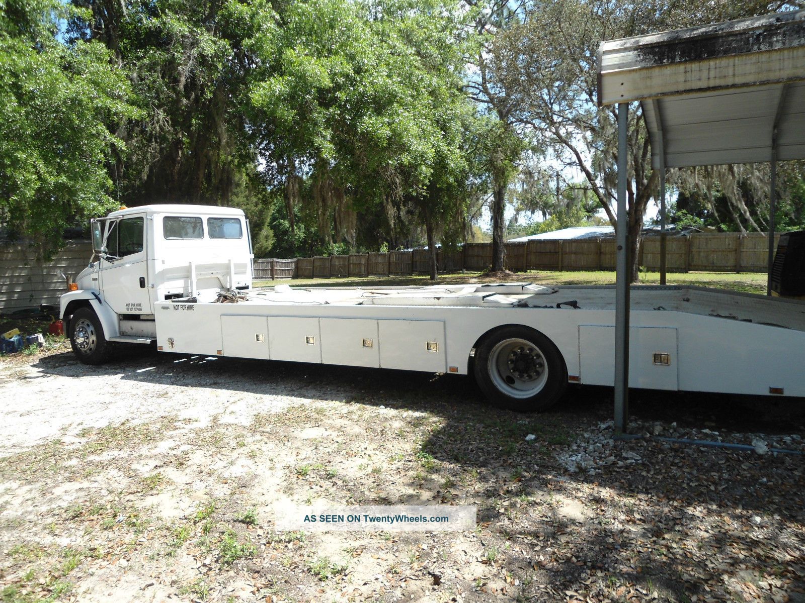 2000 Freightliner Fl60 Business Class Flatbeds & Rollbacks photo