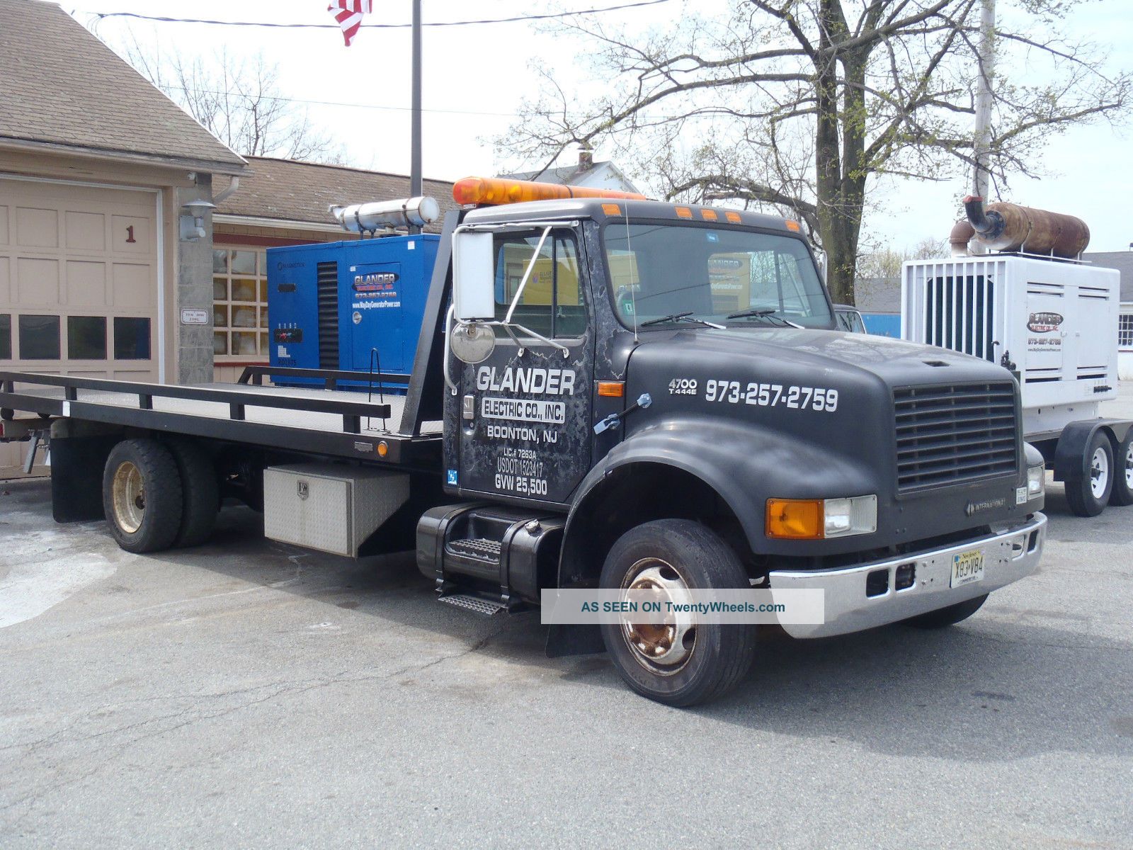 1999 International 4700 Flatbeds & Rollbacks photo