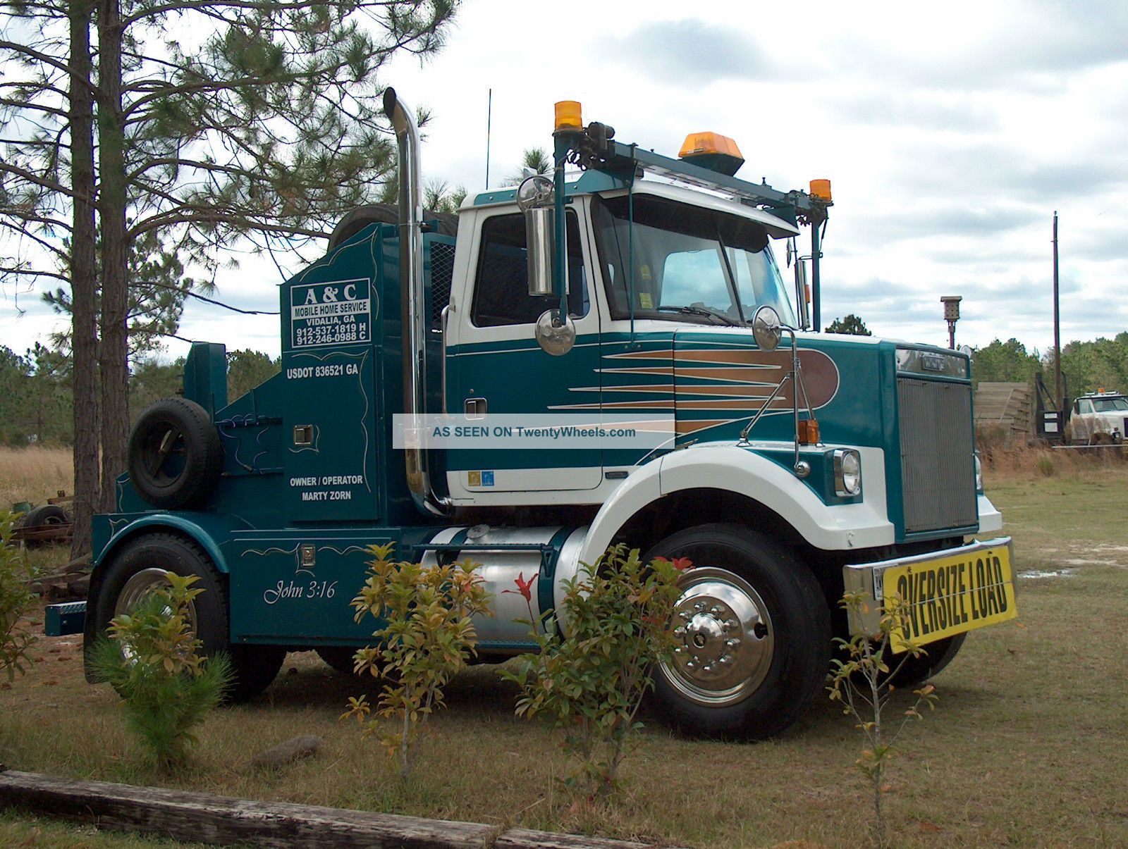 1990 Volvo White Wreckers photo