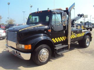 1995 International 4700 photo