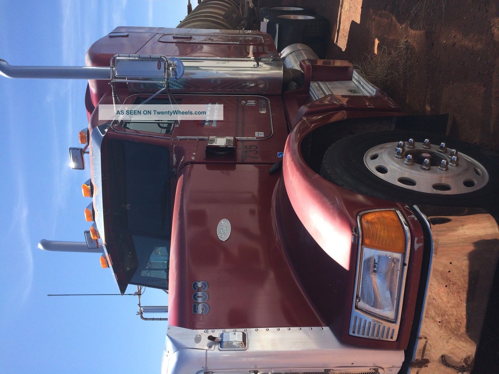 1999 Peterbilt 377 Sleeper Semi Trucks photo