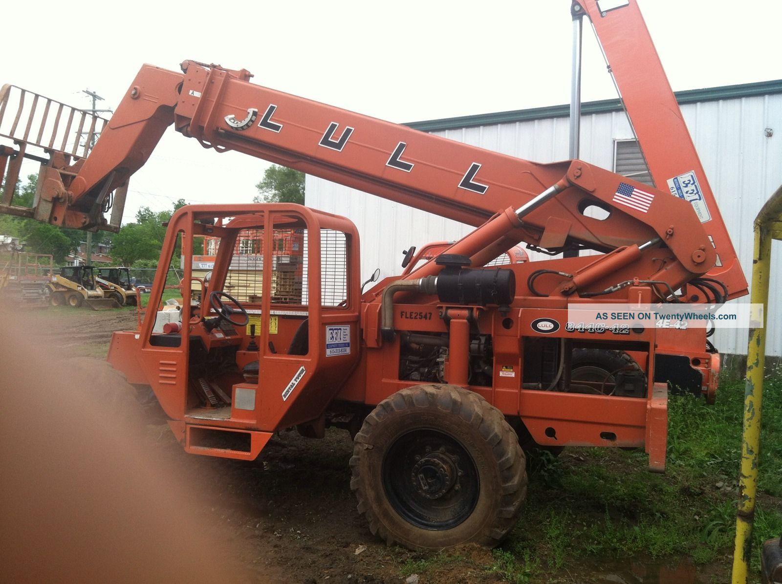 Telescoping Boom Forklift