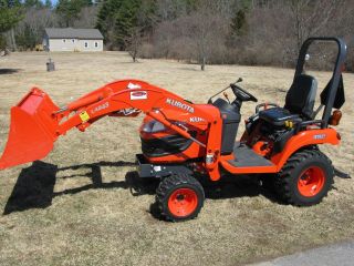 Kubota Bx2660 Tractor With Loader photo