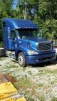 2007 Freightliner Columbia Box Trucks / Cube Vans photo 1