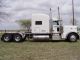 2010 Peterbilt 389 Sleeper Semi Trucks photo 1