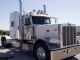 2010 Peterbilt 389 Sleeper Semi Trucks photo 3