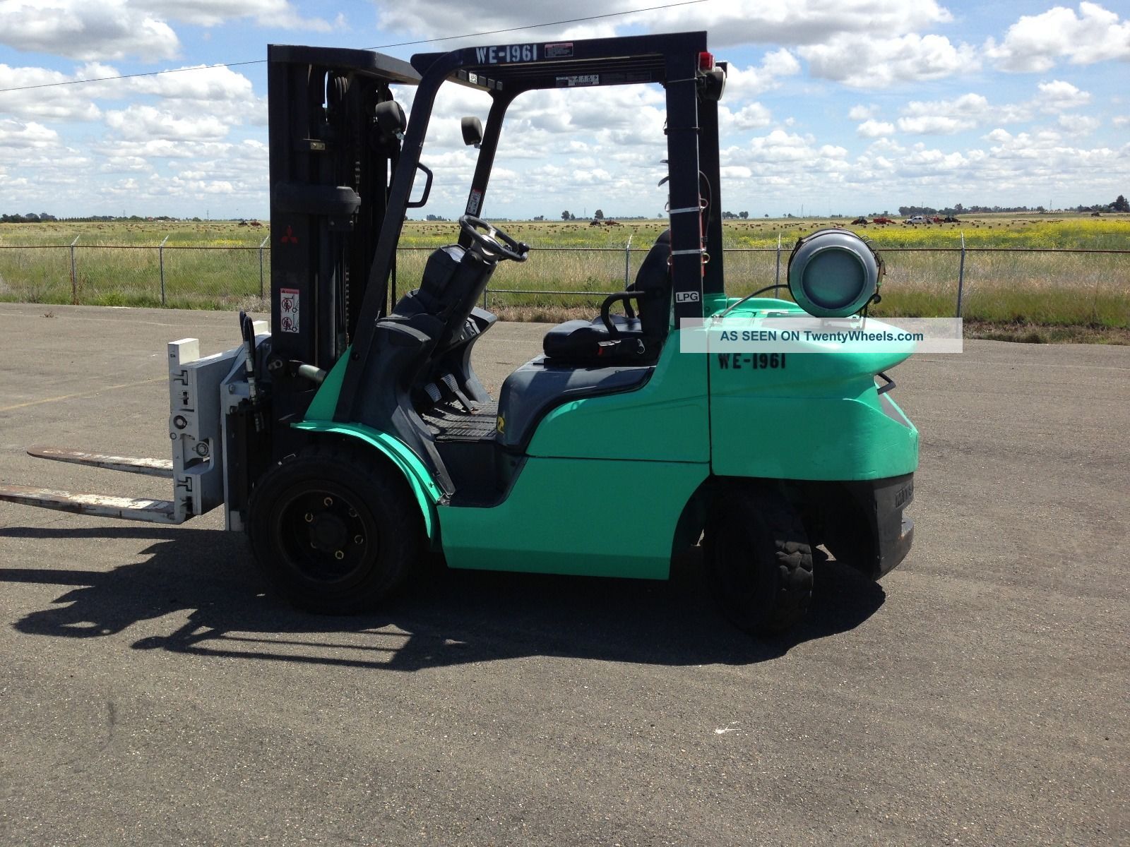 2006 Mitsubishi 6000 Forklift, Model Fg30n, Lp Powered