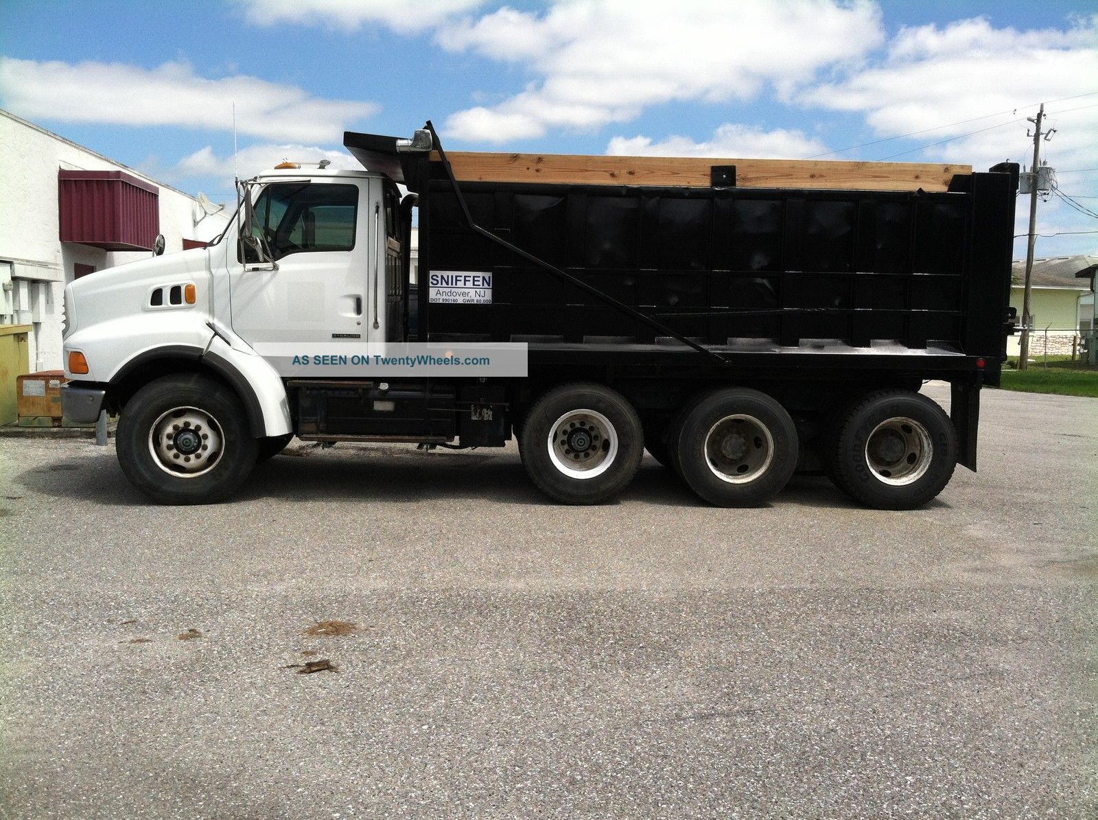 2002 Sterling Lt 9512 Dump Trucks photo