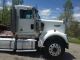 2002 Kenworth W900 Daycab Semi Trucks photo 1