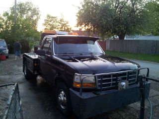 1993 Ford F350 7.  3 Diesel photo