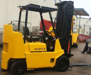 2001 Hyster S80xlbcs Forklift Cap: 8k Propane 3 Stage Ss Low Hrs.  $7,  700 photo