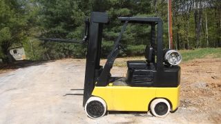 Hyster E60es 6,  000 Lbs Forklift Fork Truck Lift Material Handling Monotrol photo